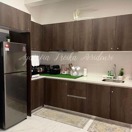Ayasofia Troika City View Кота Бару Екстериор снимка